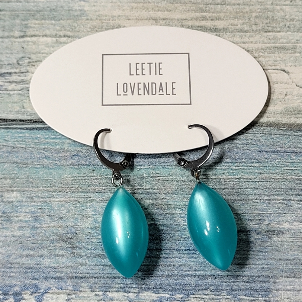 Leetie Lovendale Earrings Set - Picture 8 of 9